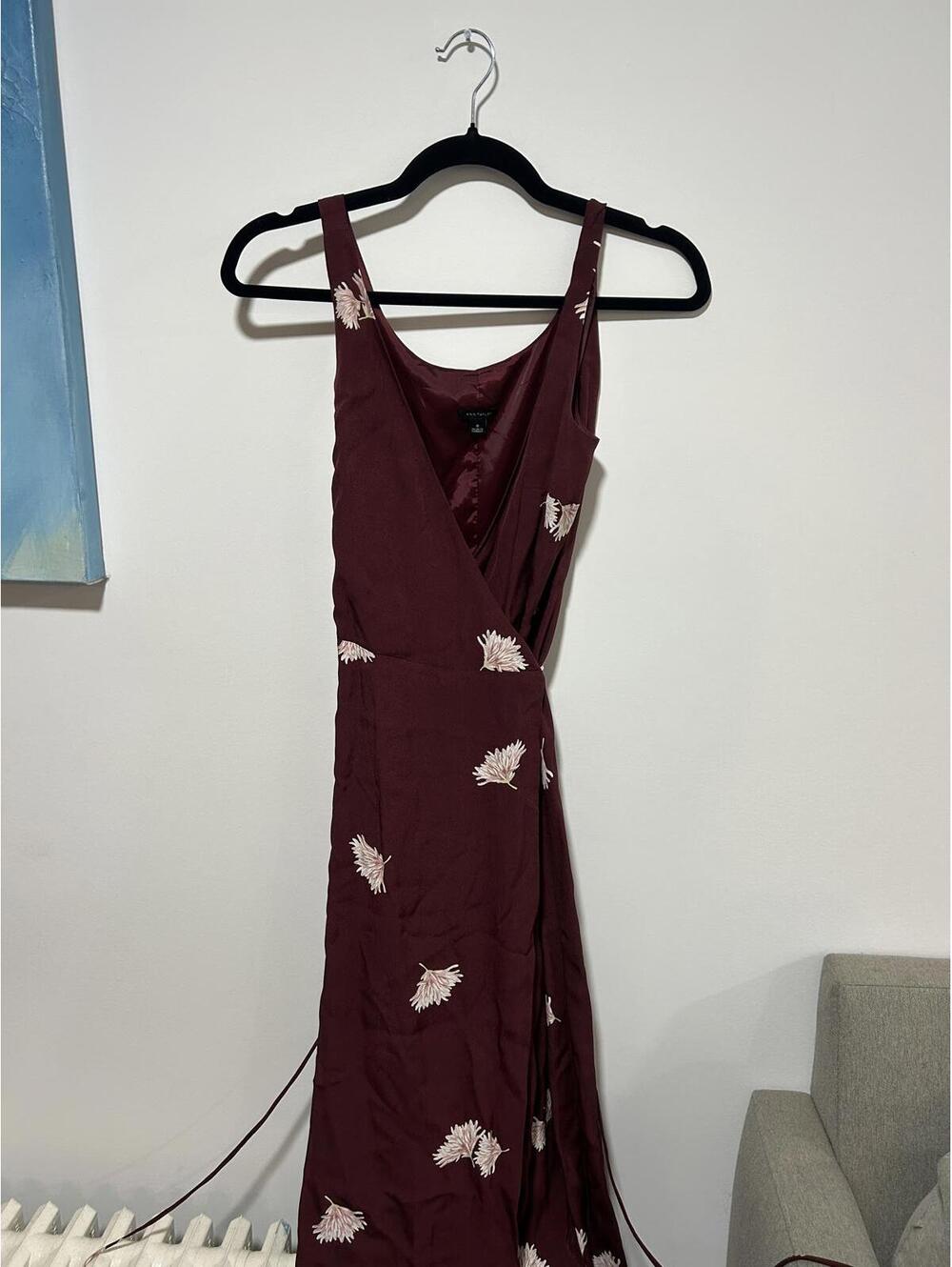 Ann Taylor Burgundy Tossed Floral Midi Wrap Dress Size XS